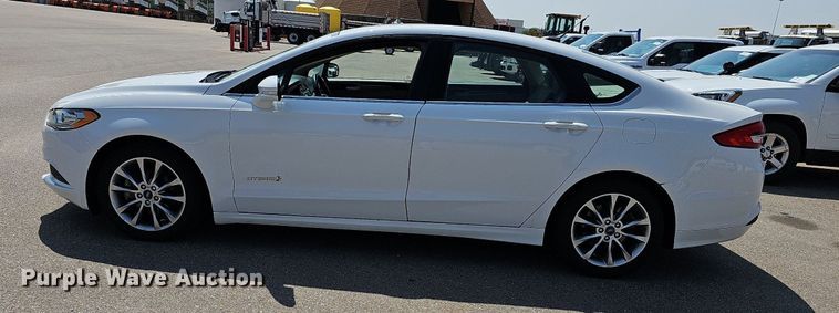 image for item DN8601 2017 Ford Fusion Hybrid SE 