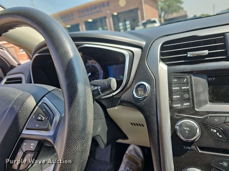 image for item DN8601 2017 Ford Fusion Hybrid SE 