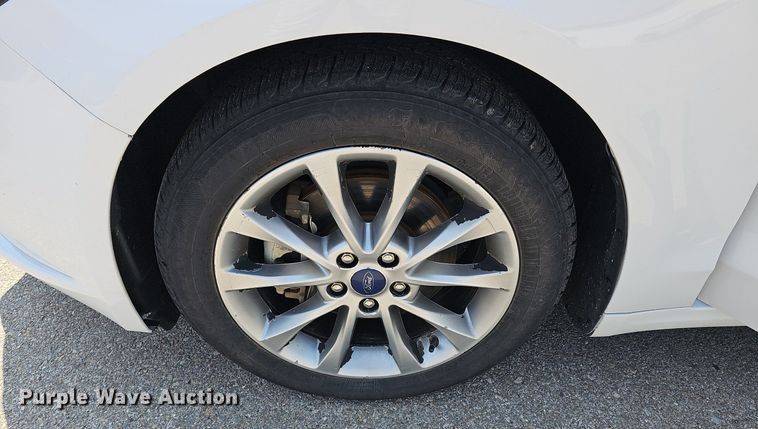 image for item DN8601 2017 Ford Fusion Hybrid SE 