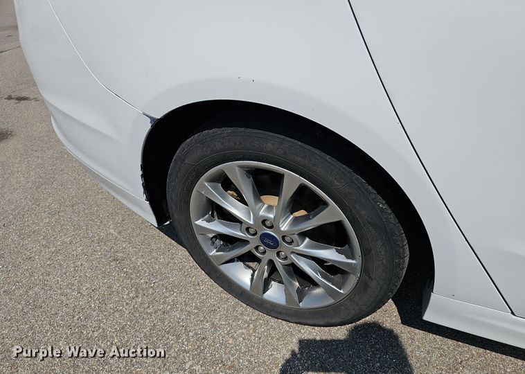 image for item DN8601 2017 Ford Fusion Hybrid SE 