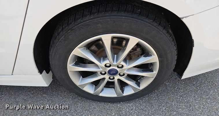 image for item DN8601 2017 Ford Fusion Hybrid SE 