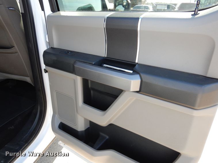 image for item DN8666 2018 Ford F150 XLT pickup truck