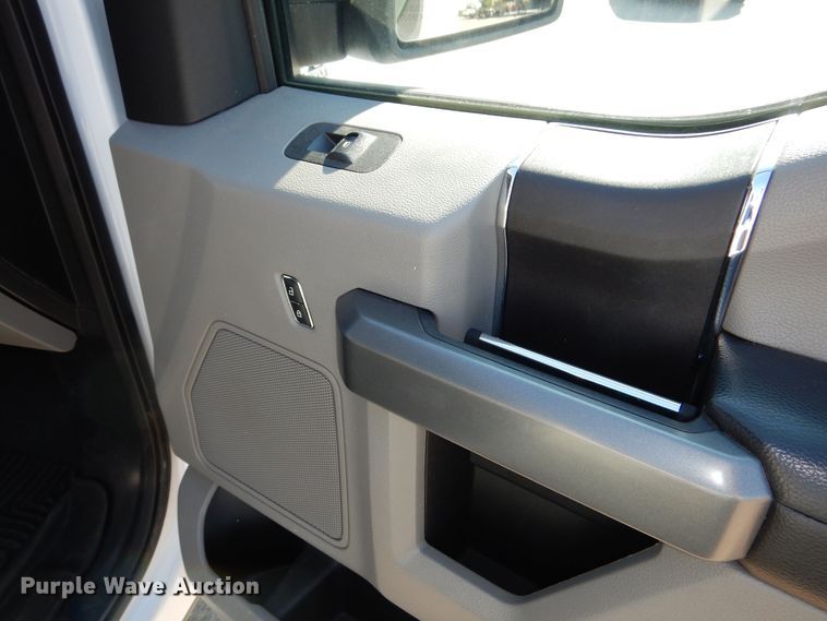 image for item DN8666 2018 Ford F150 XLT pickup truck