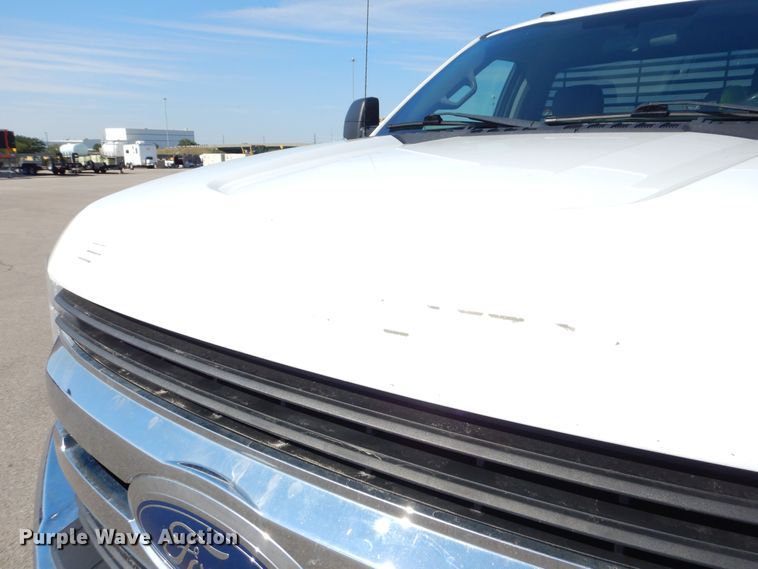 image for item DN8667 2017 Ford F250 Super Duty XLT pickup truck