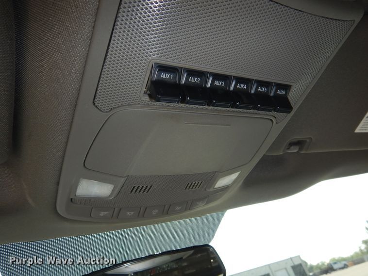 image for item DN8667 2017 Ford F250 Super Duty XLT pickup truck