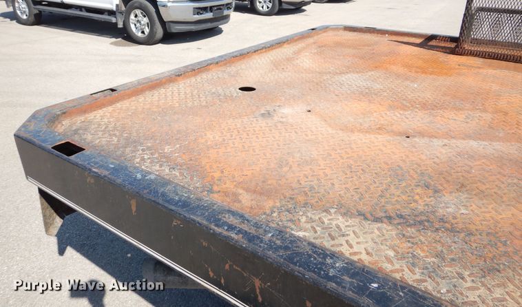 image for item DN8668 2011 Ford F250 XLT Super Duty flatbed pickup truck