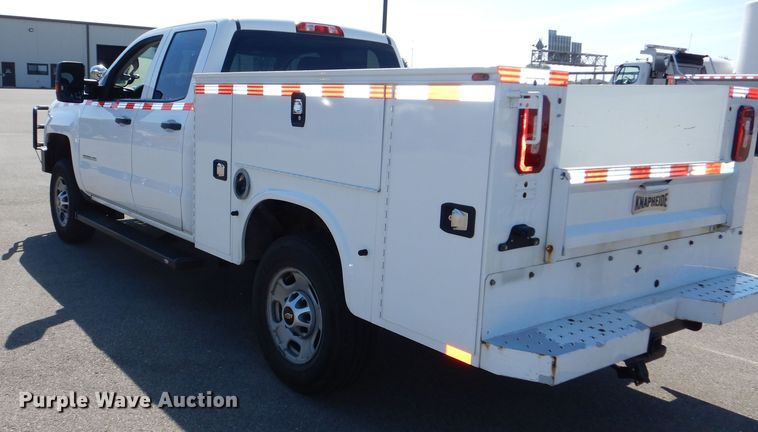 image for item DN8669 2019 Chevrolet Silverado 2500HD Double Cab utility bed pickup truck