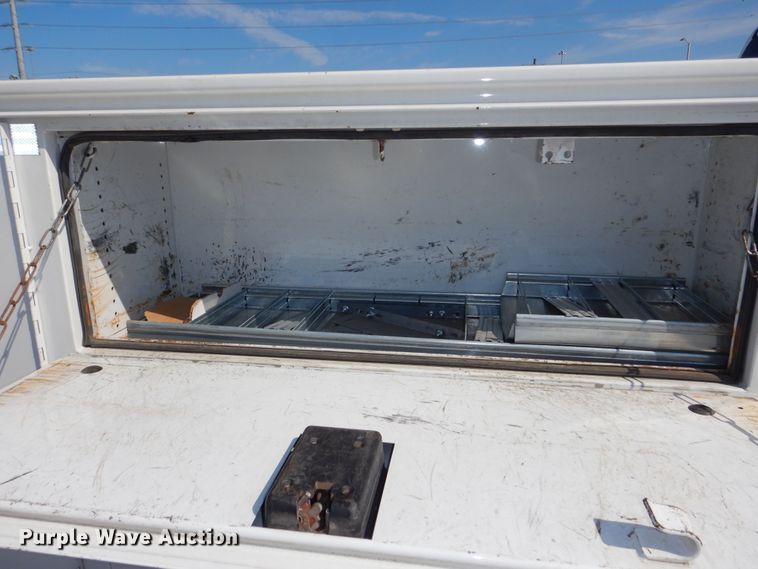 image for item DN8669 2019 Chevrolet Silverado 2500HD Double Cab utility bed pickup truck