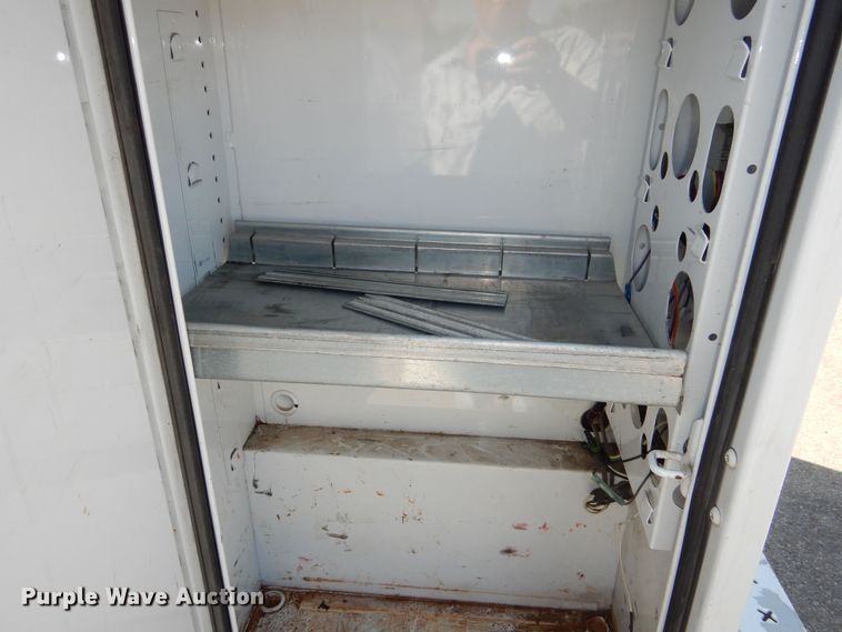 image for item DN8669 2019 Chevrolet Silverado 2500HD Double Cab utility bed pickup truck