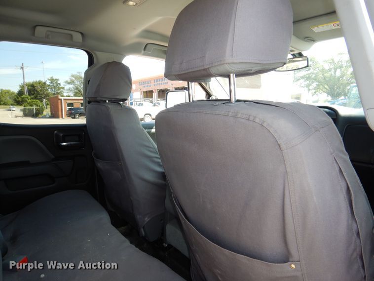 image for item DN8669 2019 Chevrolet Silverado 2500HD Double Cab utility bed pickup truck