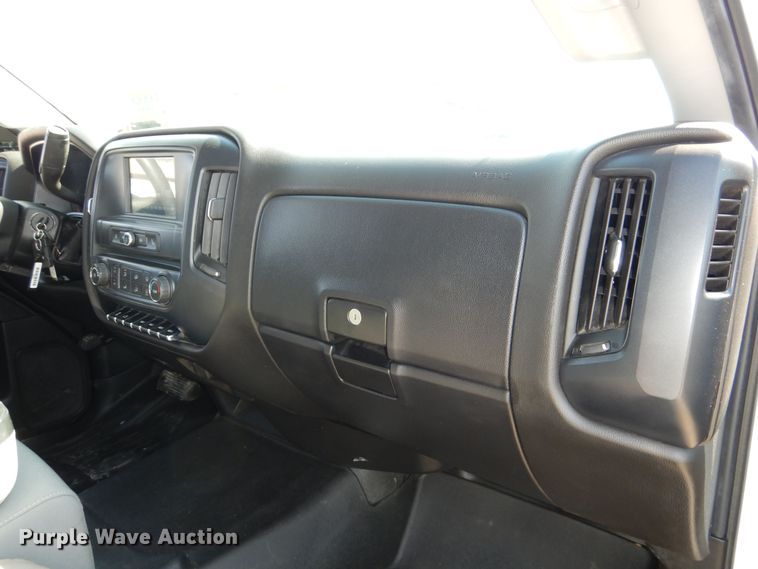 image for item DN8669 2019 Chevrolet Silverado 2500HD Double Cab utility bed pickup truck