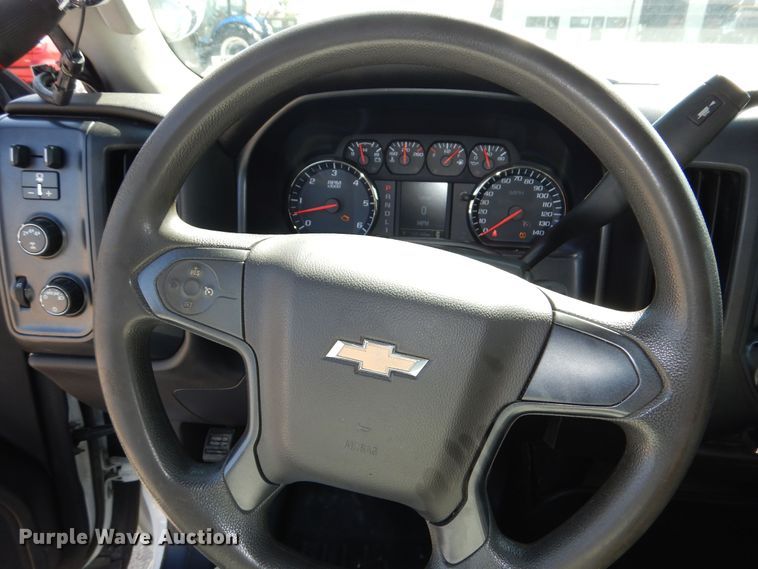 image for item DN8669 2019 Chevrolet Silverado 2500HD Double Cab utility bed pickup truck