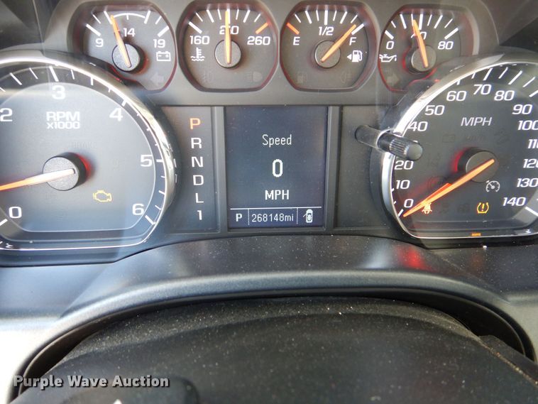 image for item DN8669 2019 Chevrolet Silverado 2500HD Double Cab utility bed pickup truck