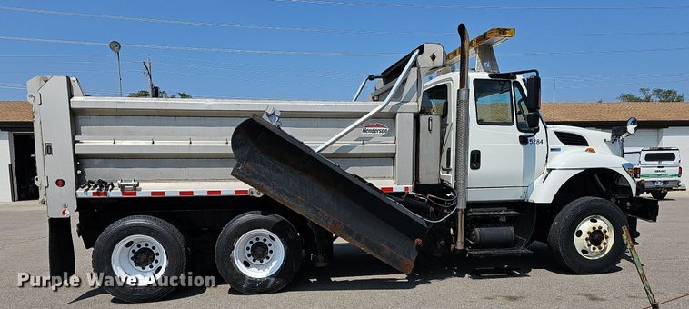 image for item DN8672 2015 International WorkStar 7500 dump truck