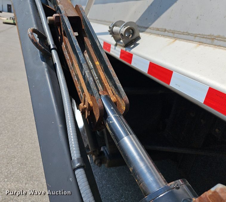 image for item DN8672 2015 International WorkStar 7500 dump truck