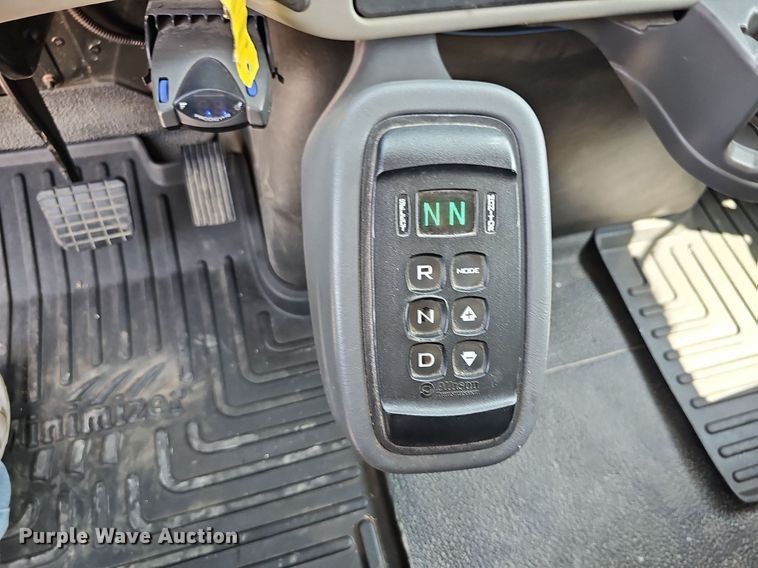 image for item DN8672 2015 International WorkStar 7500 dump truck