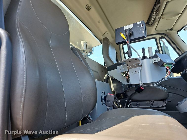 image for item DN8672 2015 International WorkStar 7500 dump truck