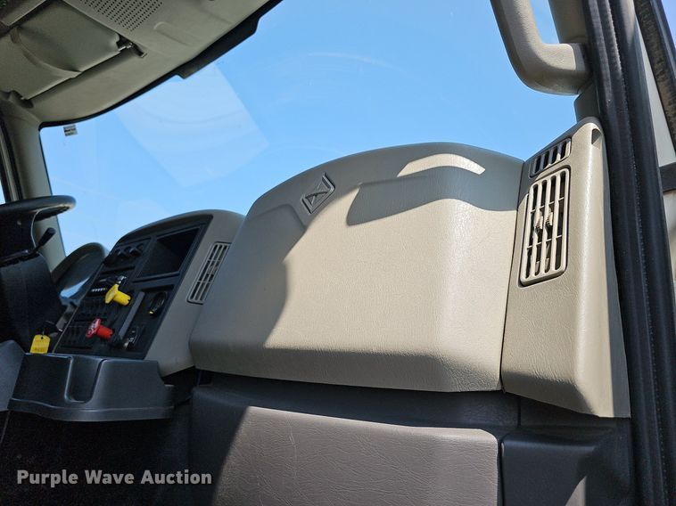 image for item DN8672 2015 International WorkStar 7500 dump truck