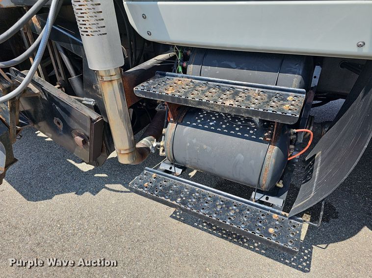 image for item DN8672 2015 International WorkStar 7500 dump truck