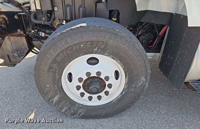 image for item DN8672 2015 International WorkStar 7500 dump truck