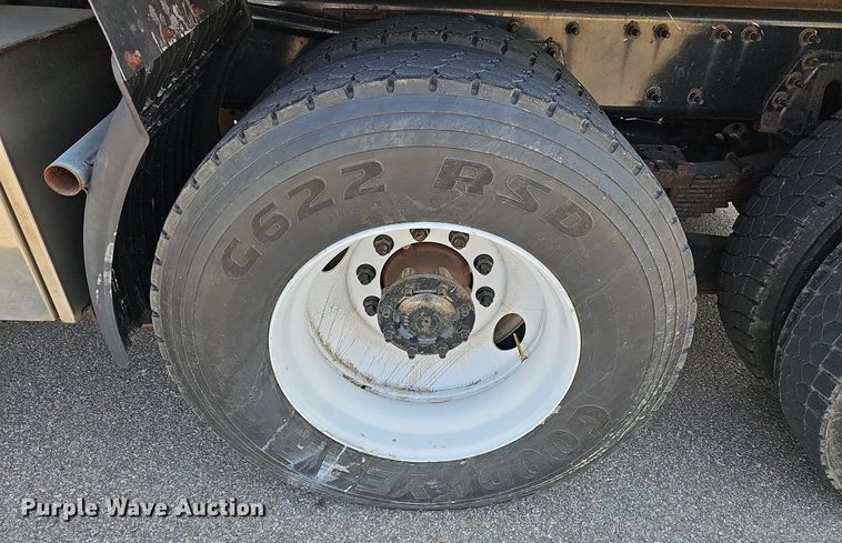 image for item DN8672 2015 International WorkStar 7500 dump truck