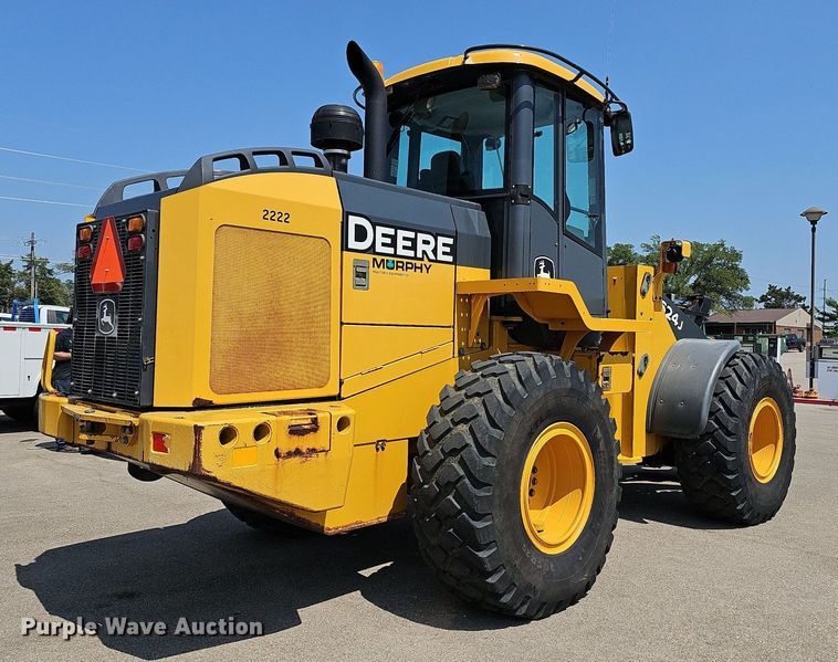 image for item DN8673 2005 John Deere 624J wheel loader