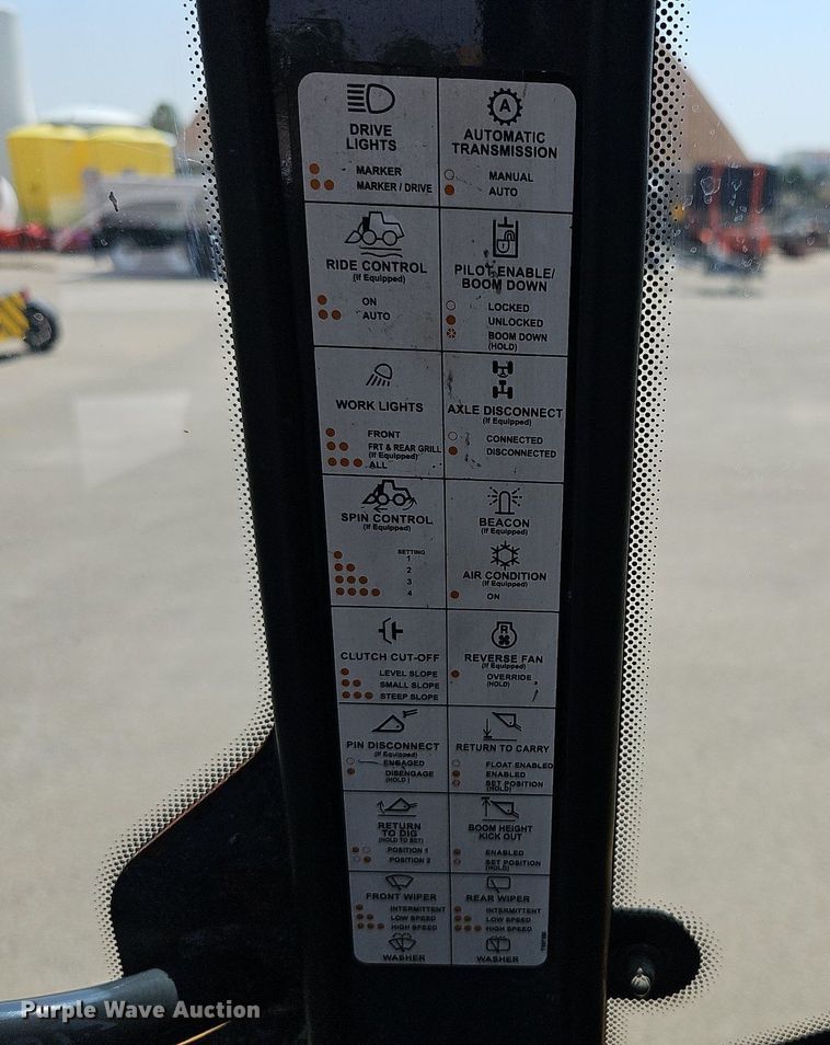 image for item DN8673 2005 John Deere 624J wheel loader