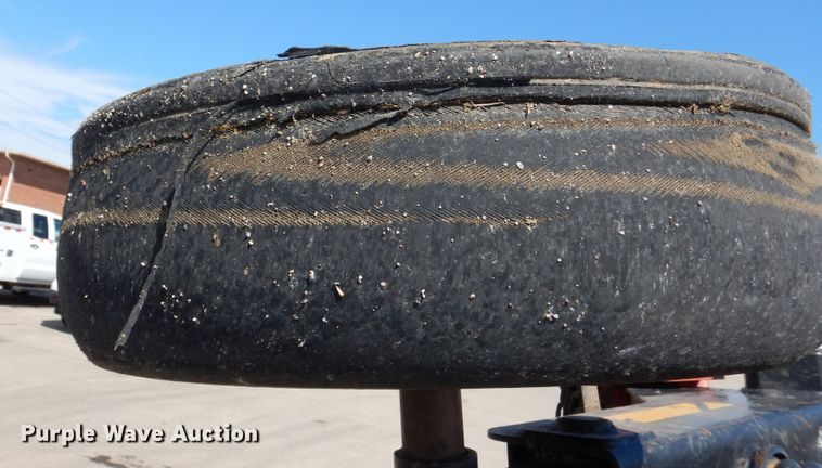 image for item DN8678 Bush Hog 3715 batwing rotary mower