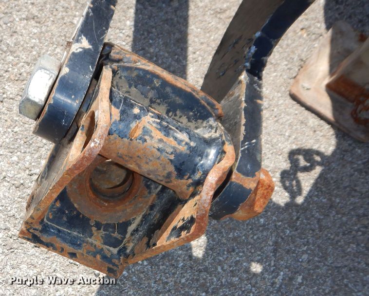 image for item DN8679 2012 Land Pride  RC5020 Commander batwing rotary mower