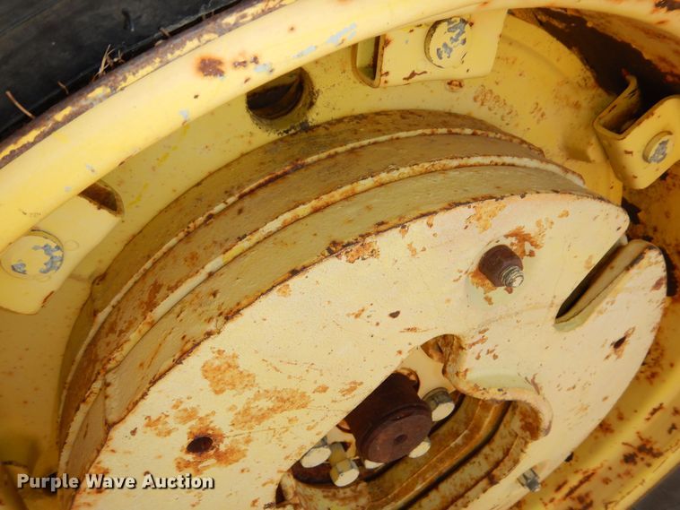 image for item DN8680 1999 John Deere 6310 MFWD tractor