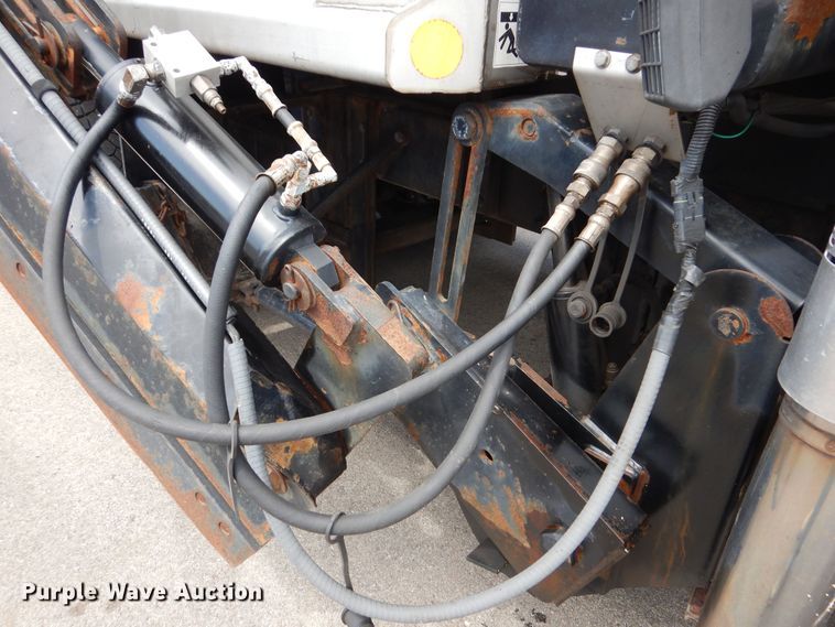 image for item DN8681 2014 International WorkStar 7500 dump truck