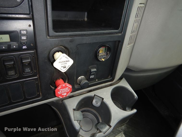 image for item DN8681 2014 International WorkStar 7500 dump truck