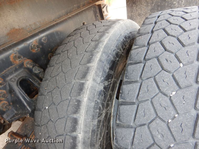 image for item DN8681 2014 International WorkStar 7500 dump truck