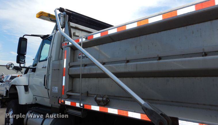 image for item DN8682 2014 International WorkStar 7500 dump truck