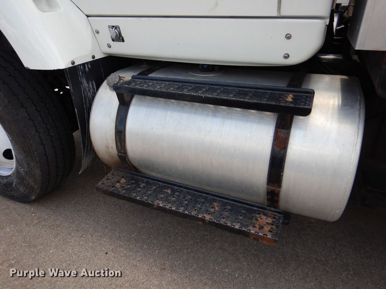 image for item DN8682 2014 International WorkStar 7500 dump truck