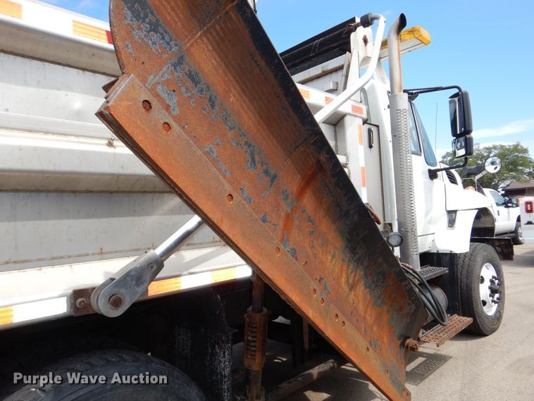 image for item DN8682 2014 International WorkStar 7500 dump truck