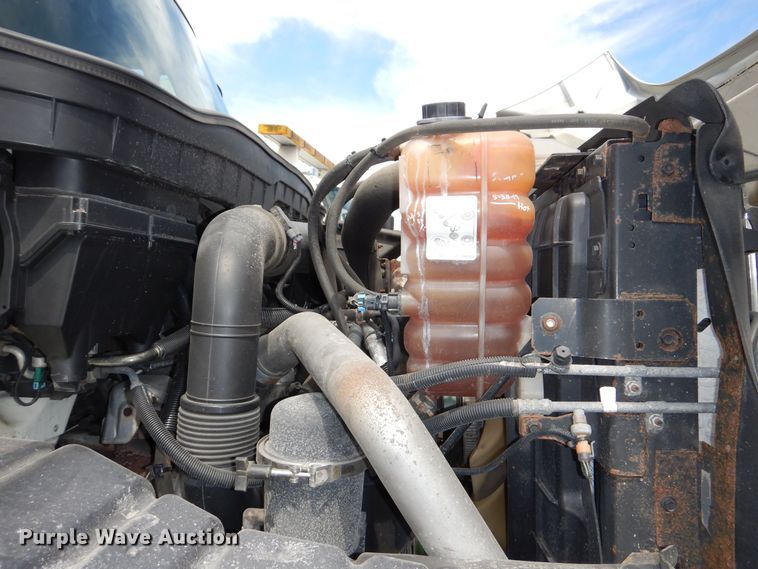 image for item DN8682 2014 International WorkStar 7500 dump truck