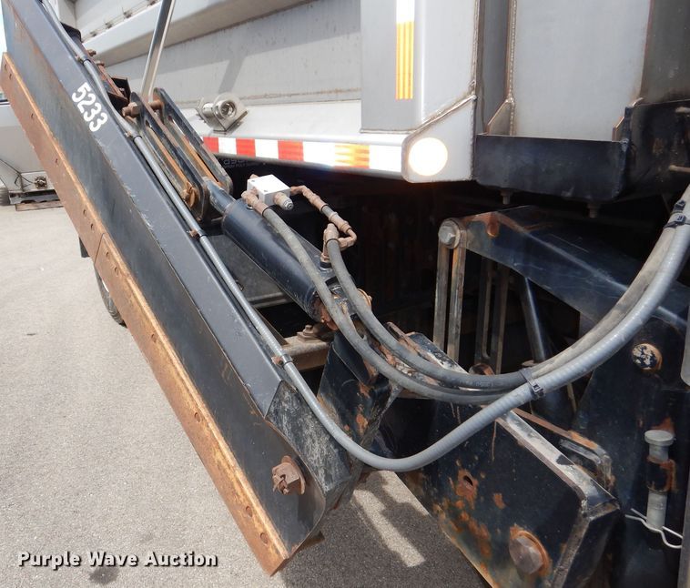 image for item DN8683 2015 International WorkStar 7500 dump truck