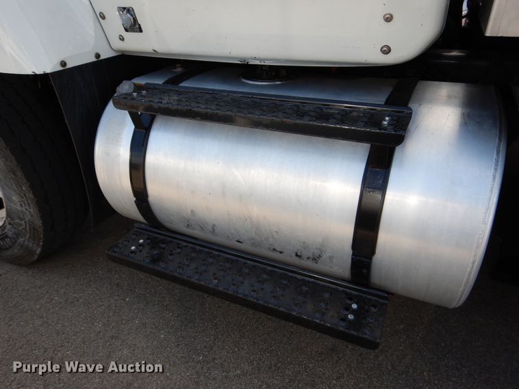 image for item DN8684 2014 International WorkStar 7500 dump truck