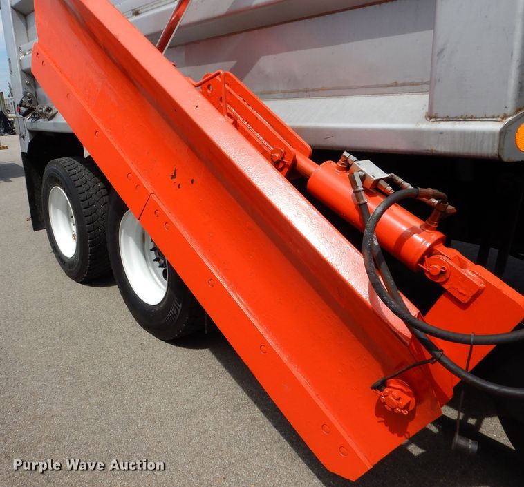 image for item DN8684 2014 International WorkStar 7500 dump truck