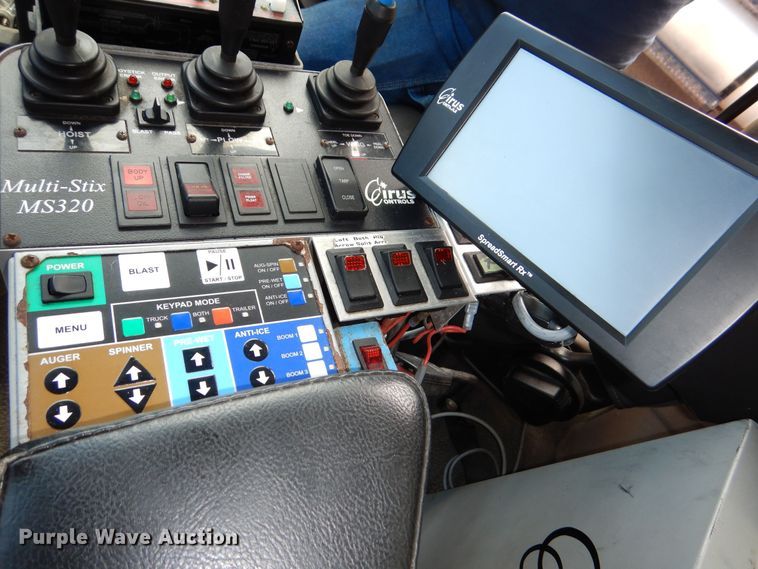 image for item DN8684 2014 International WorkStar 7500 dump truck