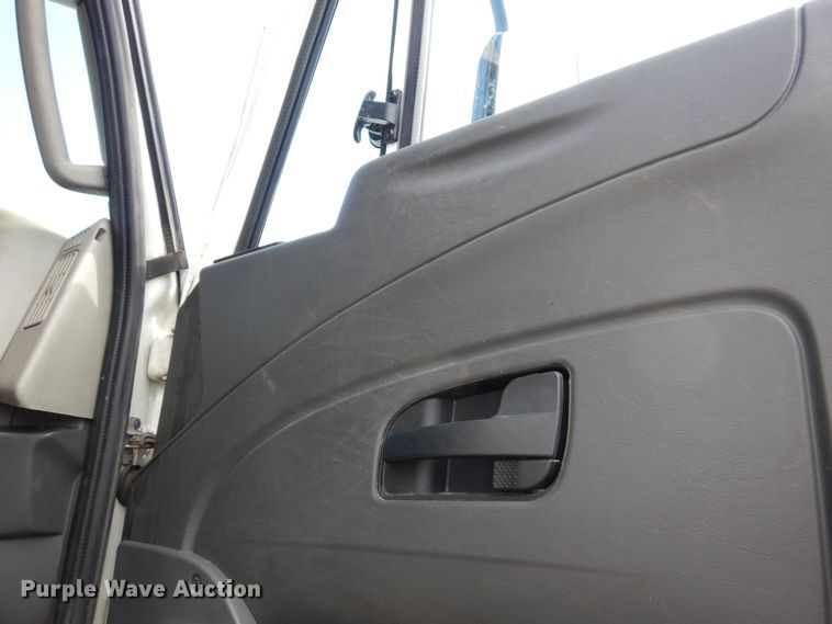 image for item DN8684 2014 International WorkStar 7500 dump truck