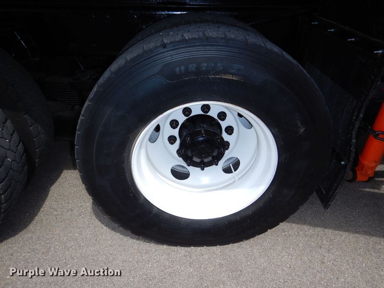 image for item DN8684 2014 International WorkStar 7500 dump truck