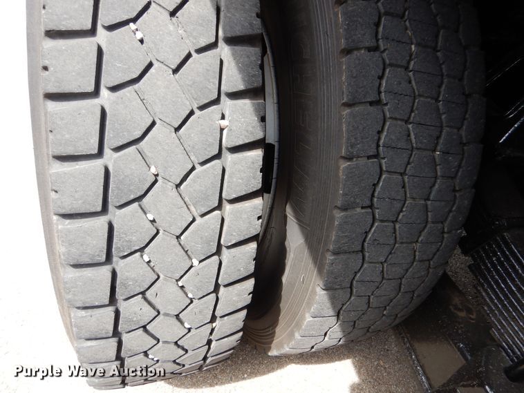 image for item DN8684 2014 International WorkStar 7500 dump truck