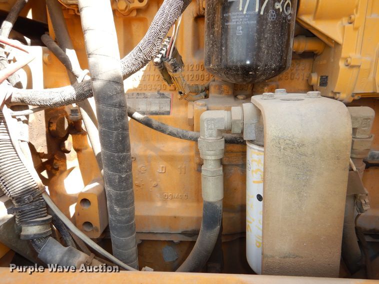 image for item DN8686 2001 John Deere 772CH motor grader