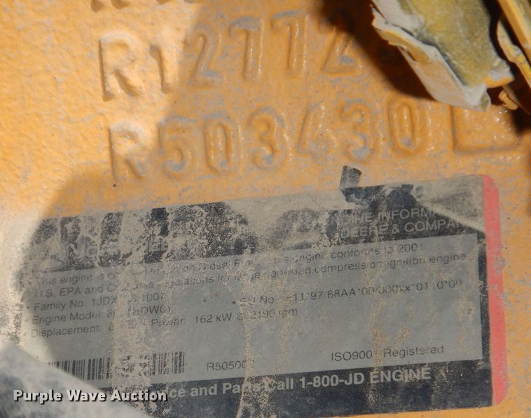 image for item DN8686 2001 John Deere 772CH motor grader