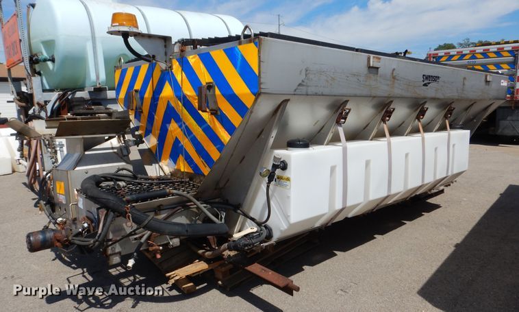 image for item DN8688 Swenson  spreader