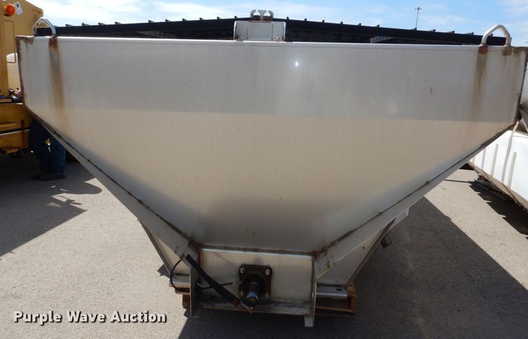 image for item DN8689 Swenson  spreader