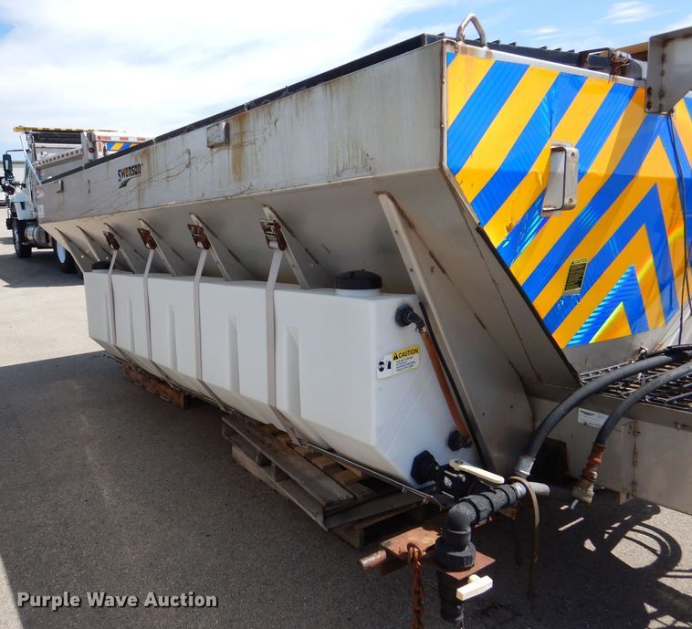 image for item DN8689 Swenson  spreader