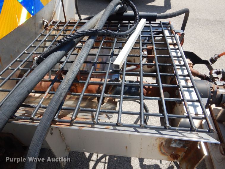 image for item DN8689 Swenson  spreader